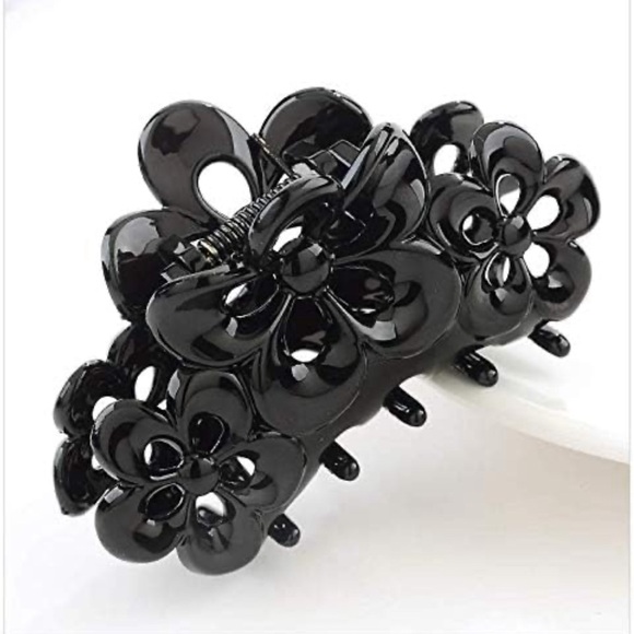XL Set of 2 Claw clips with floral design in black and brown tortoise. NWOT - Picture 4 of 7
